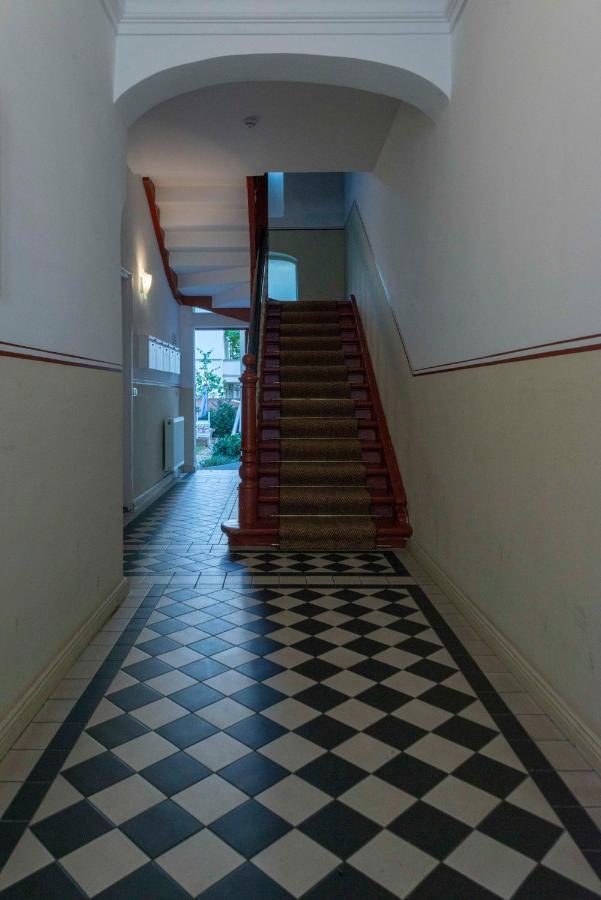 Studio Apartment Im Palais Fleur Blanche Potsdam Eksteriør bilde